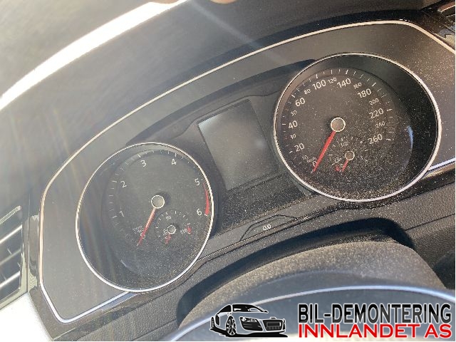 Instrumentpanel til VW Passat, 2015-2019 (Fase 1) (B8) (B8)