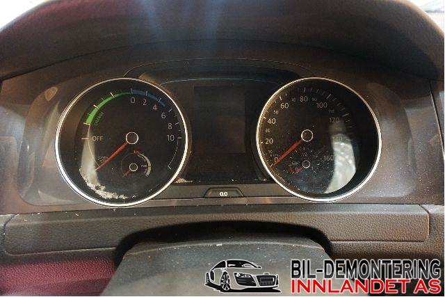 Instrumentpanel til VW e-Golf, 2014-2017 (Fase 1) (VOLKSWAGEN|5GE 920 755)