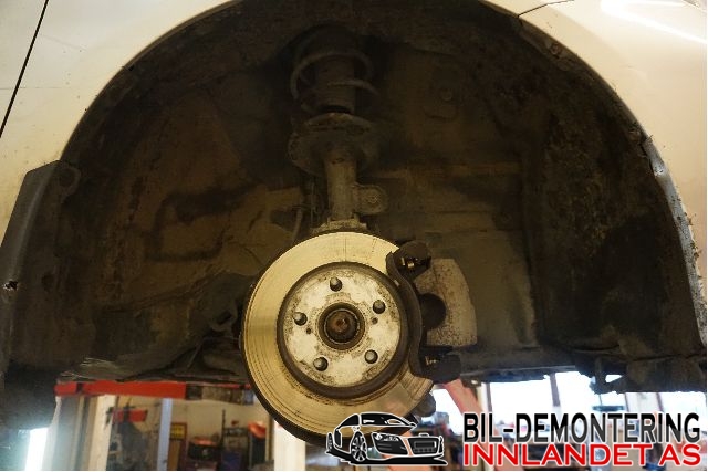 Fjærbein høyre foran til Toyota Prius, 2009-2016 (Type III) (COMBI) (COMBI) (TOYOTA|4851080574)