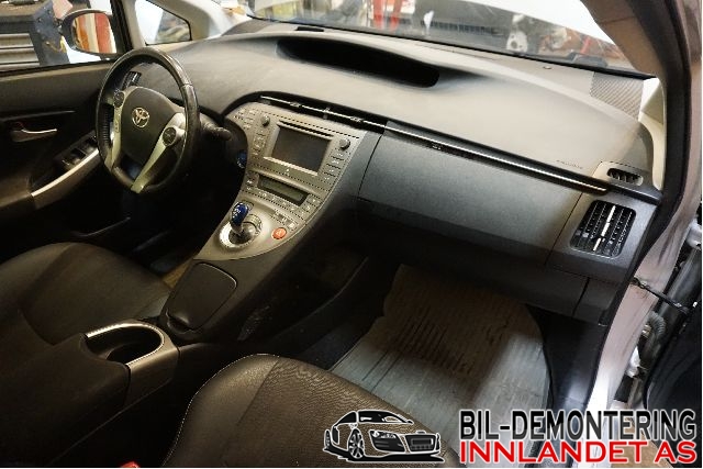Airbag kne til Toyota Prius, 2009-2016 (Type III) (COMBI) (COMBI) (TOYOTA|8917047101)