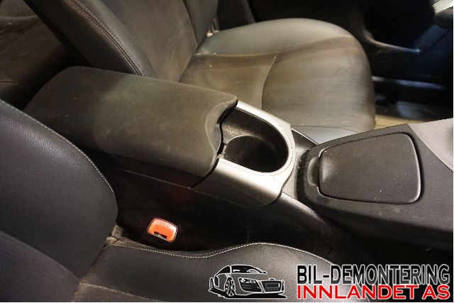 Innredning, Konsoll til Toyota Prius, 2009-2016 (Type III) (COMBI) (COMBI) (TOYOTA|)