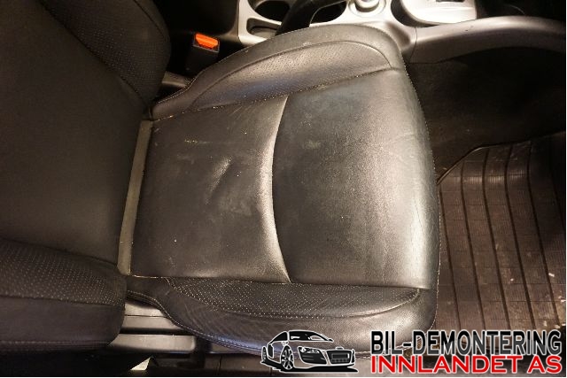 Sete foran høyre til Mitsubishi Outlander 2007-2010 (Type II, Fase 1)  (MITSUBISHI|)