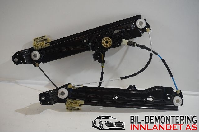 Ruteheis til BMW 5-Serie 2010-2017 (F10/F11) (F10/F11) (BMW|51 33 7 182 131|)
