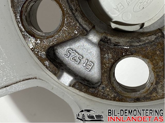 Felgsett aluminium til Ford Focus 2004-2007 (Type II, Fase 1)  (5;6 1/2JX17 H2 ET52|)