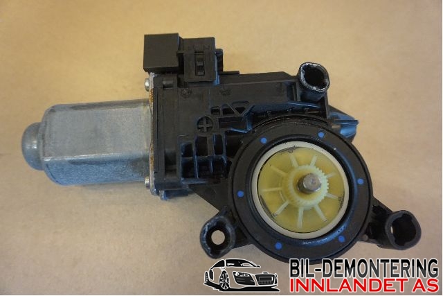 Ruteheis høyre til VW Transporter / Caravelle 2009-2015 (Fase 2) (T5) (T5) (VOLKSWAGEN|7E0959802||7E0 959 802)