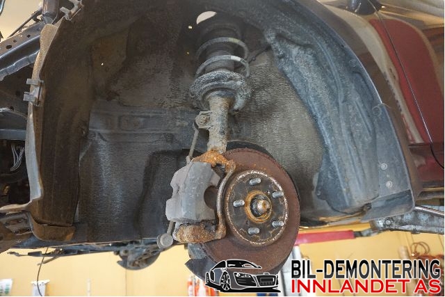 Hjulspindel venstre foran til Toyota Prius 2016-2023 (Type IV) (combi) (combi) (TOYOTA HYBRID|)