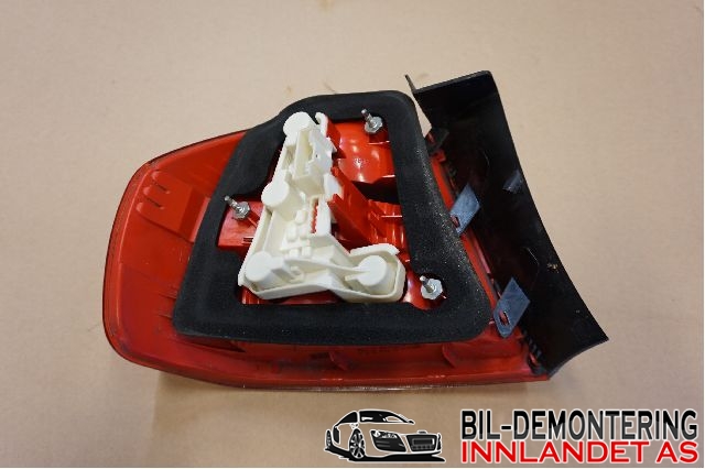 Baklykt høyre til BMW 3-Serie 2005-2011 (E90/E91/E92/E93) (E90/E91/E92/E93) (63 21 6 937 458||6937458)