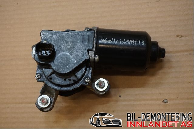 Viskermotor frontrute til Mitsubishi Pajero 2016-2019 (Type IV, Fase 2)  (MITSUBISHI||8492008161)