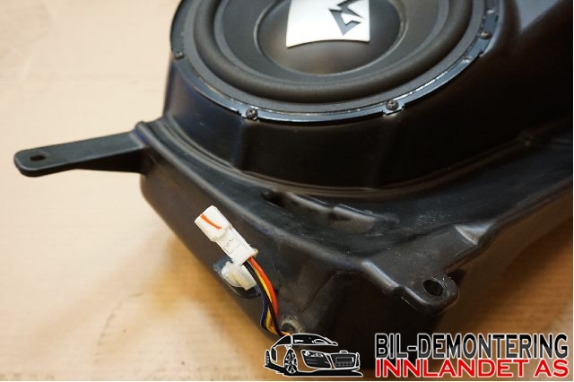 Bilstereo høyttaler til Mitsubishi Pajero 2016-2019 (Type IV, Fase 2)  (MITSUBISHI||8720A141)