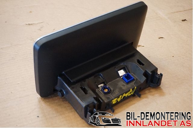 Bilstereo navigasjon til Mercedes C-Klasse 2014-2018 (Fase 1) (W205) (W205) (MERCEDES|A 205 900 41 13||A2059013508)