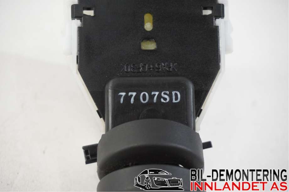 Bryter blink til Nissan X-Trail 2007-2014 (T31) (T31) (NISSAN|25540EM00E||7707SD)