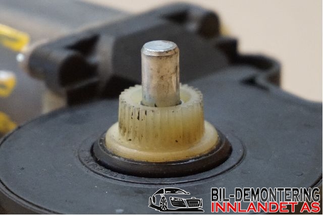Ruteheis til BMW 3-Serie 1998-2005 (E46) (E46) (67 62 8 362 063||676283620630)