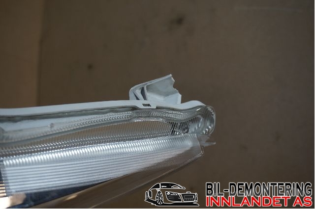 Frontlykt venstre halogen til Nissan Leaf 2011-2017 (Type I)  (NISSAN|260603NL5A||A1M130-0000)