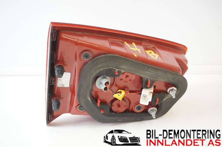 Baklykt høyre indre til Kia Sportage 2010-2016 (Type III)  (KIA|92406 3W010|)