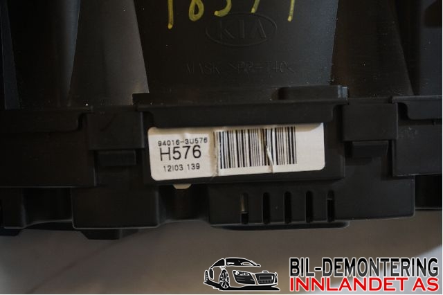 Instrumentpanel til Kia Sportage 2010-2016 (Type III) (KIA|940163U036||94016-3U576)