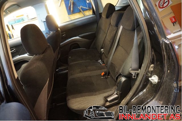 Sete bak til Mitsubishi Outlander, 2007-2010 (Type II, Fase 1)  (MITSUBISHI|)