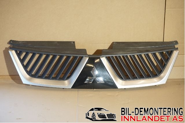 Grill til Mitsubishi Outlander, 2007-2010 (Type II, Fase 1)  (MITSUBISHI|7450A037XA)