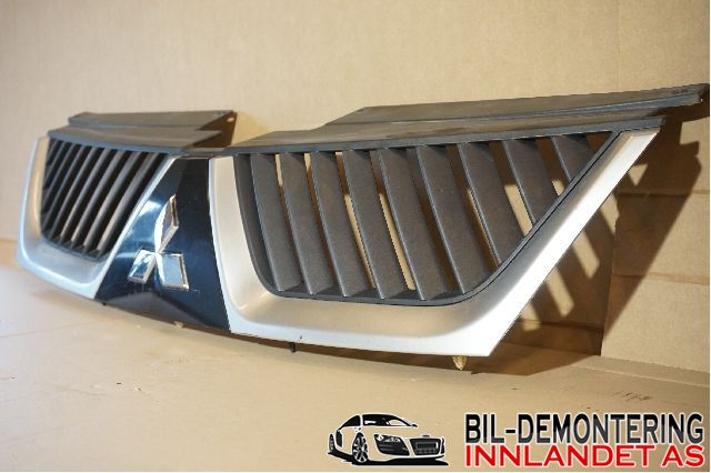 Grill til Mitsubishi Outlander 2007-2010 (Type II, Fase 1)  (MITSUBISHI|7450A037XA|)
