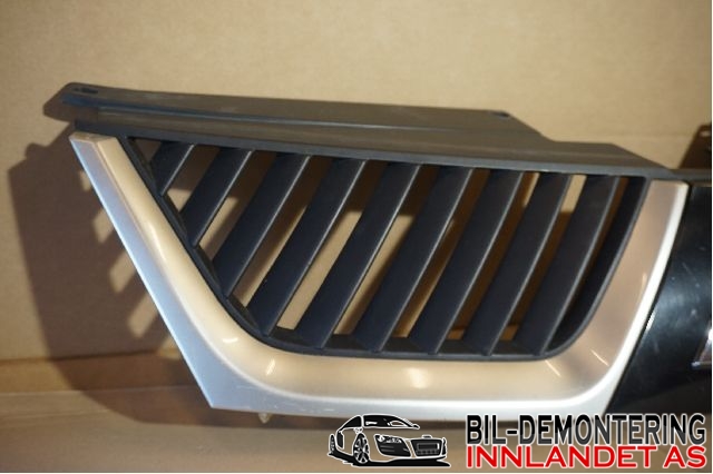 Grill til Mitsubishi Outlander 2007-2010 (Type II, Fase 1)  (MITSUBISHI|7450A037XA|)