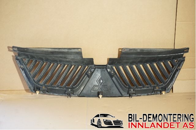 Grill til Mitsubishi Outlander 2007-2010 (Type II, Fase 1)  (MITSUBISHI|7450A037XA|)