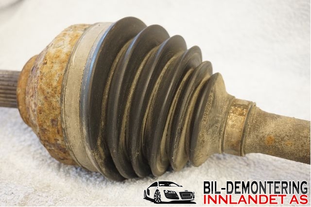 Drivaksel høyre foran til Opel Vivaro A 2006-2014  (OPEL|93856308|)