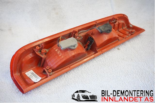 Baklykt høyre til Opel Vivaro A 2006-2014  (OPEL||93854432)