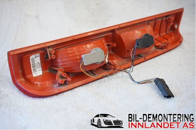 Baklykt venstre til Opel Vivaro A 2006-2014  (OPEL|93854431|)