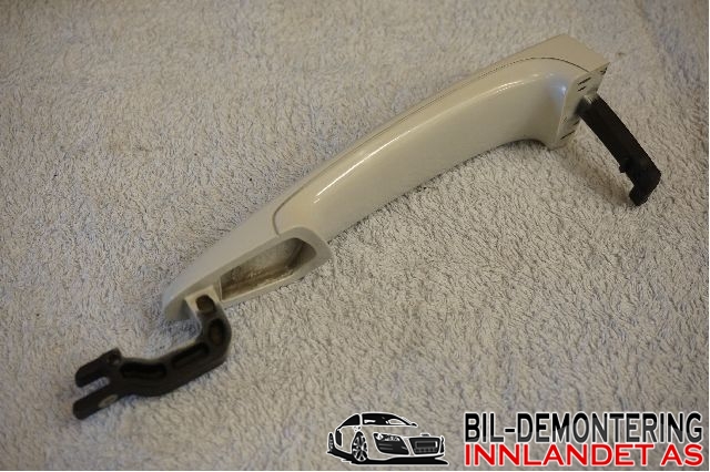 Dørhåndtak utv høyre foran til BMW 3-Serie 2005-2011 (E90/E91/E92/E93) (E90/E91/E92/E93) (BMW|51 21 0 445 182|)