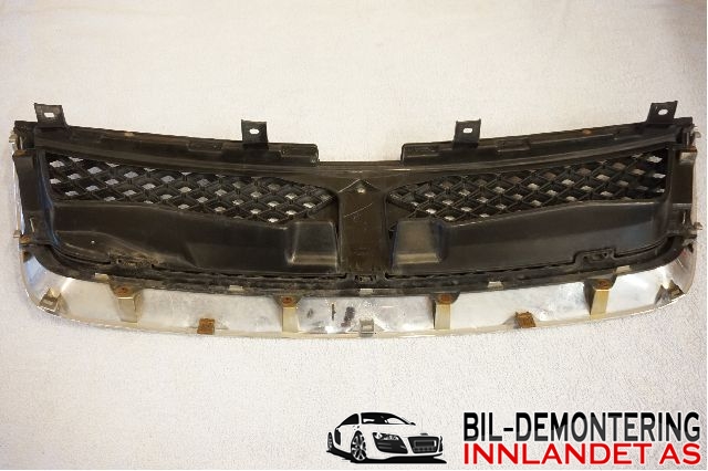 Grill til Suzuki Grand Vitara 2005-2015 (Type III)  (SUZUKI|)