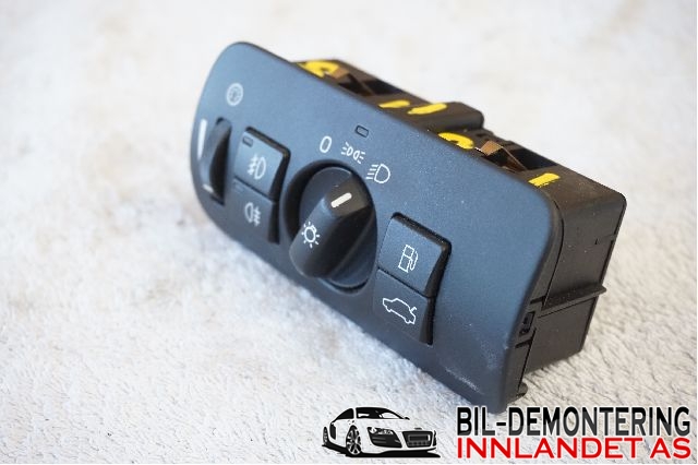 Bryter lys til Volvo XC70 2008-2013 (Type II, Fase 1)  (VOLVO|30739414|)
