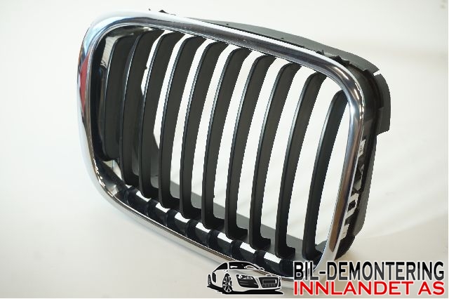 Grill høyre til BMW 3-Serie 1998-2005 (E46) (E46) (BMW|51 13 8 208 490|)