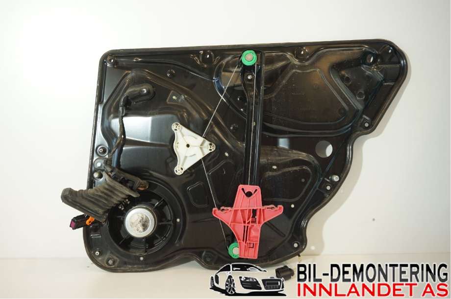 Ruteheis til VW Passat 2011-2015 (B7) (B7) (VOLKSWAGEN|3AF 839 461 C|)