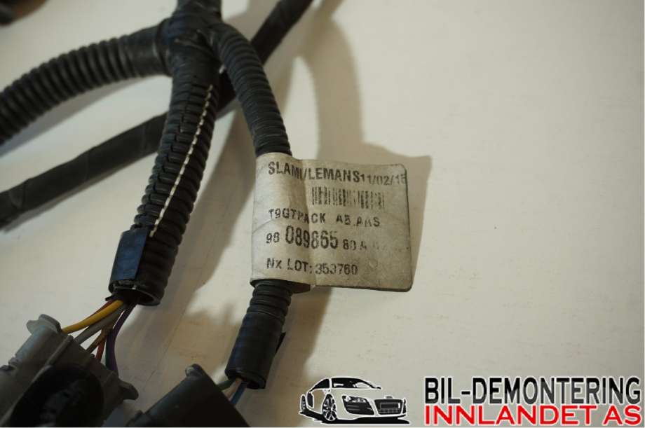 Parkeringssensor foran til Peugeot 308 2013-2021 (Type II) (PEUGEOT||9675202477EG)