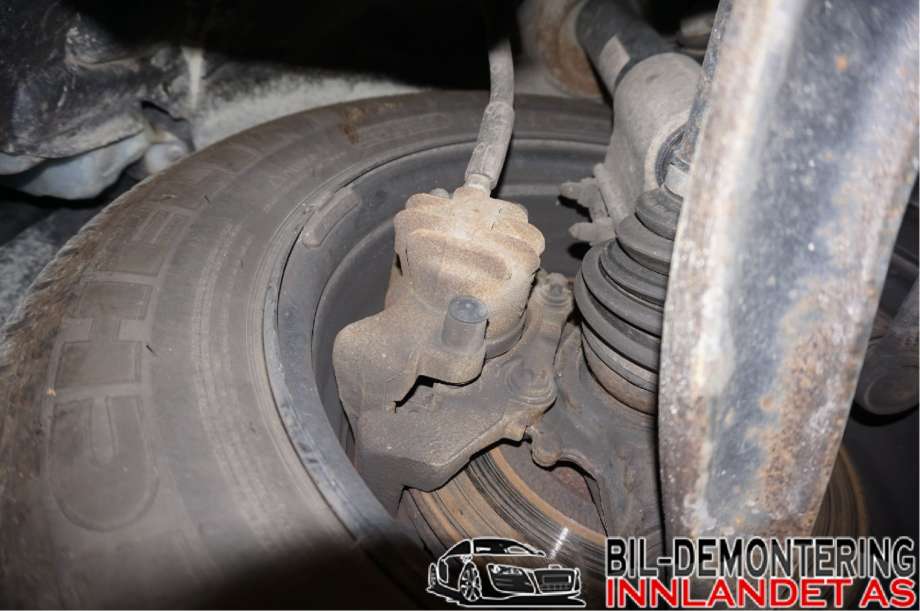 Bremsecaliper høyre foran til Citroën Berlingo, 2015-2019 (Type II, Fase 2)  (CITROEN|4400 V8)