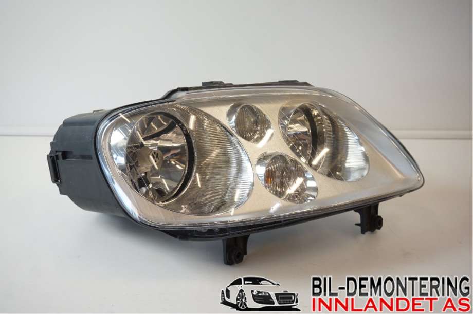 Frontlykt høyre halogen til VW Touran, 2003-2006 (Type I, Fase 1)  (VOLKSWAGEN|)