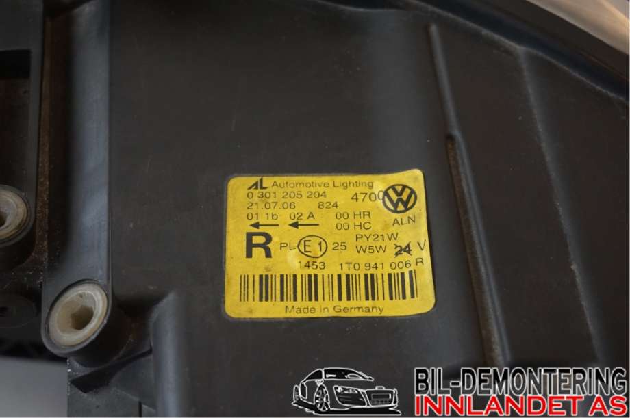 Frontlykt høyre halogen til VW Touran 2003-2006 (Type I, Fase 1)  (VOLKSWAGEN||1T0 941 006 R)