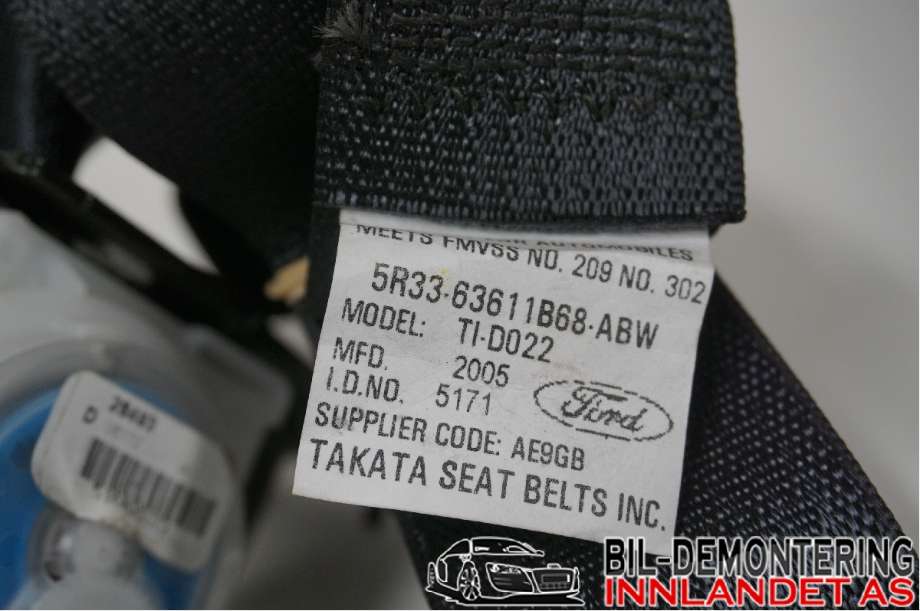 Sikkerhetsbelte bak høyre til Ford Mustang 2005-2014 (FORD (US)||5R33-63611B68-ABW)