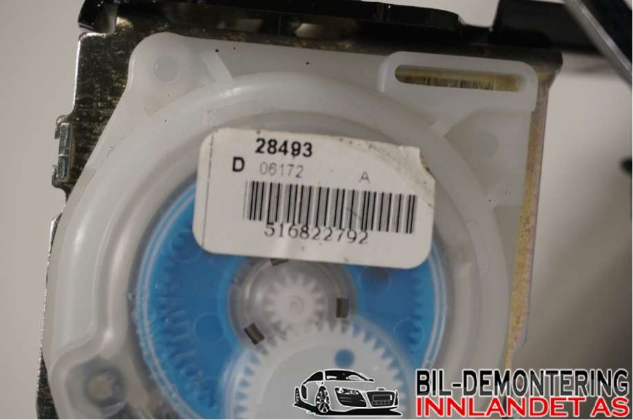Sikkerhetsbelte bak venstre til Ford Mustang 2005-2014  (FORD (US)||5R33-63611B68-ABW)