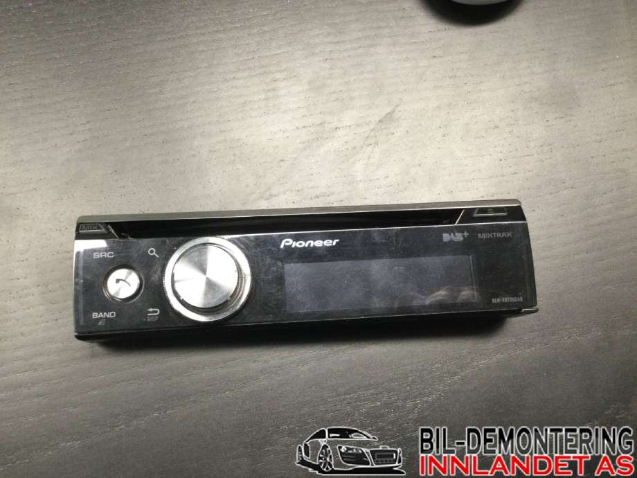 Bilstereo til Mitsubishi Outlander, 2007-2010 (Type II, Fase 1)  (MITSUBISHI|DEH-X8700DAB)