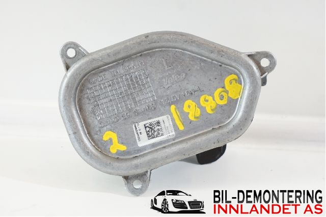Diverse deler til VW Passat 2015-2019 (Fase 1) (B8) (B8) (VOLKSWAGEN||3G0998477)