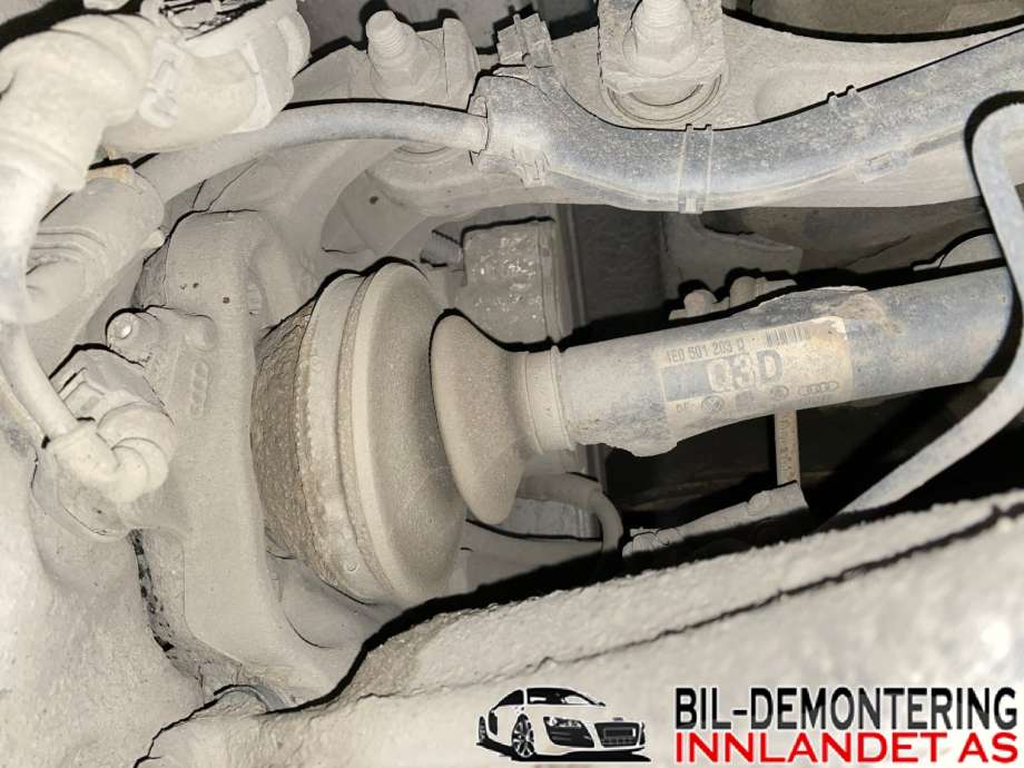 Drivaksel høyre bak til Audi A8 2003-2010 (Type II)  (AUDI|4E0 501 203 D|)