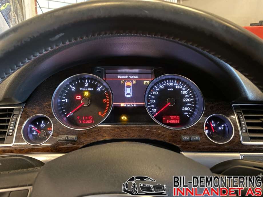 Instrumentpanel til Audi A8, 2003-2010 (Type II)  (AUDI|4E0 920 931 SX)