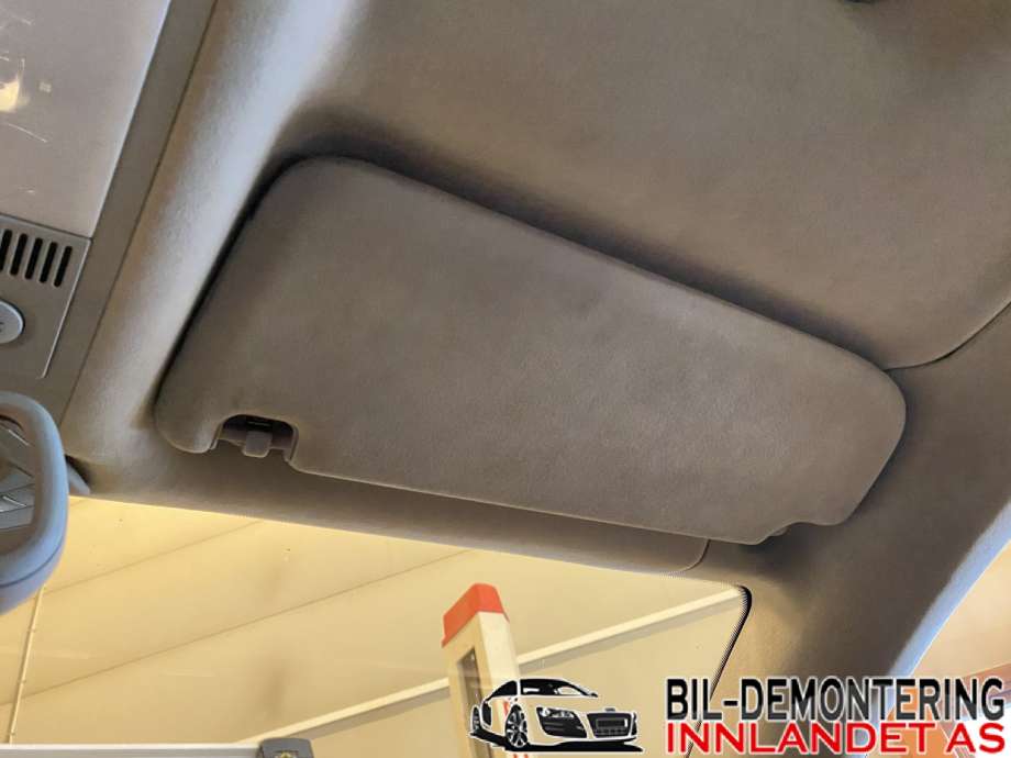 Solskjerm til Audi A8, 2003-2010 (Type II)  (AUDI|4E0 857 552 N)