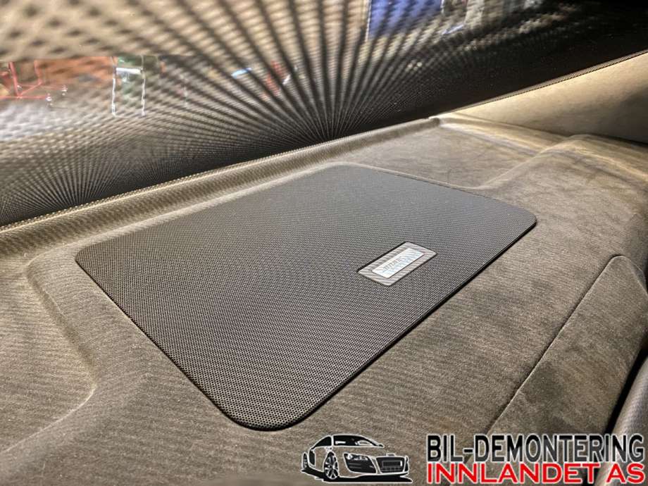 Hattehylle til Audi A8, 2003-2010 (Type II)  (AUDI|4E0 863 411 BA)