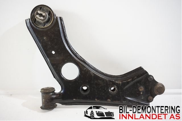Bærebru høyre foran nedre til Fiat Doblo 2010-->> (Type II)  (FIAT|51810664|51932036|91809466)