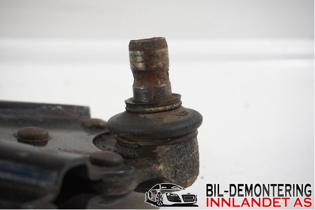 Bærebru høyre foran nedre til Fiat Doblo 2010-->> (Type II)  (FIAT|51810664|51932036|91809466)