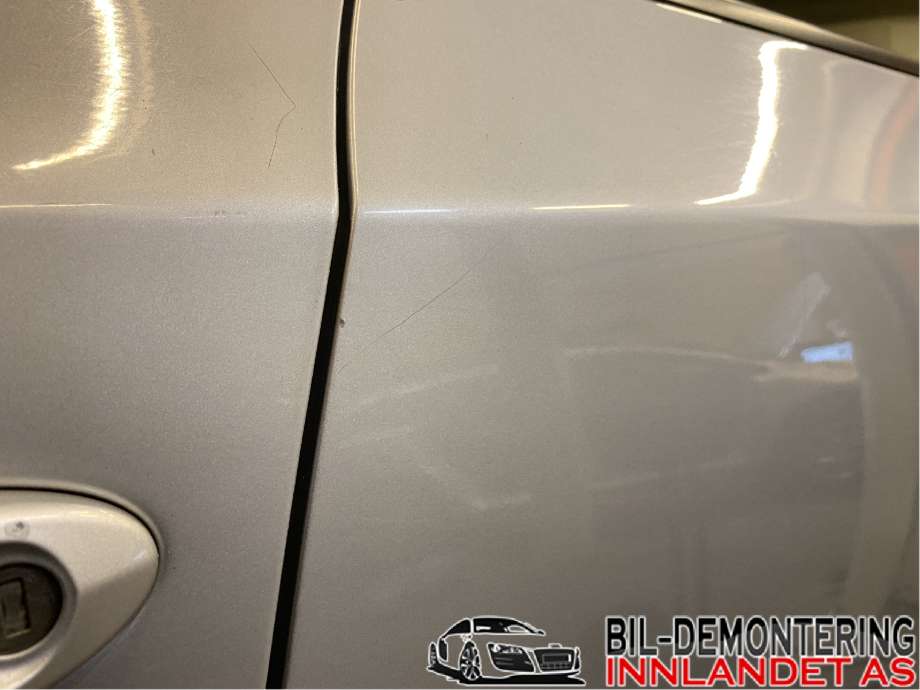 Dør venstre bak til BMW 5-Serie 2003-2010 (E60/E61) (E60/E61) (BMW|41 52 7 158 501|)