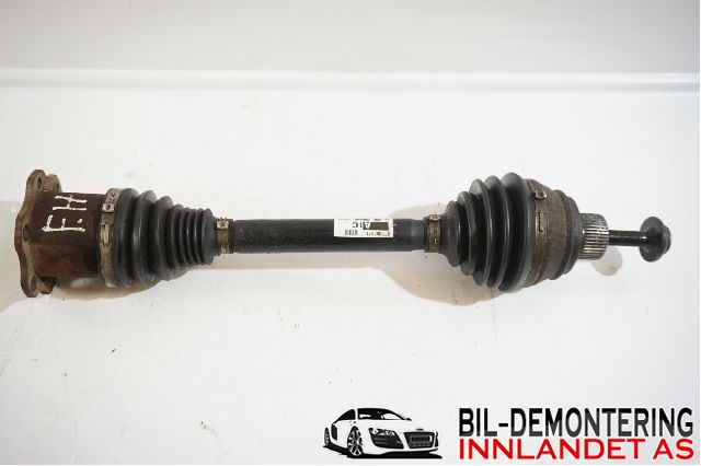 Drivaksel høyre foran til Audi Q5 2008-2012 (Type I, Fase 1) (AUDI|8R0 407 271 C|)