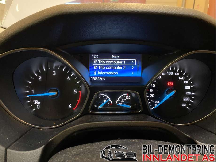 Instrumentpanel til Ford Focus 2014-2018 (Type III, Fase 2) (FORD|F1ET-18049-BLX|)