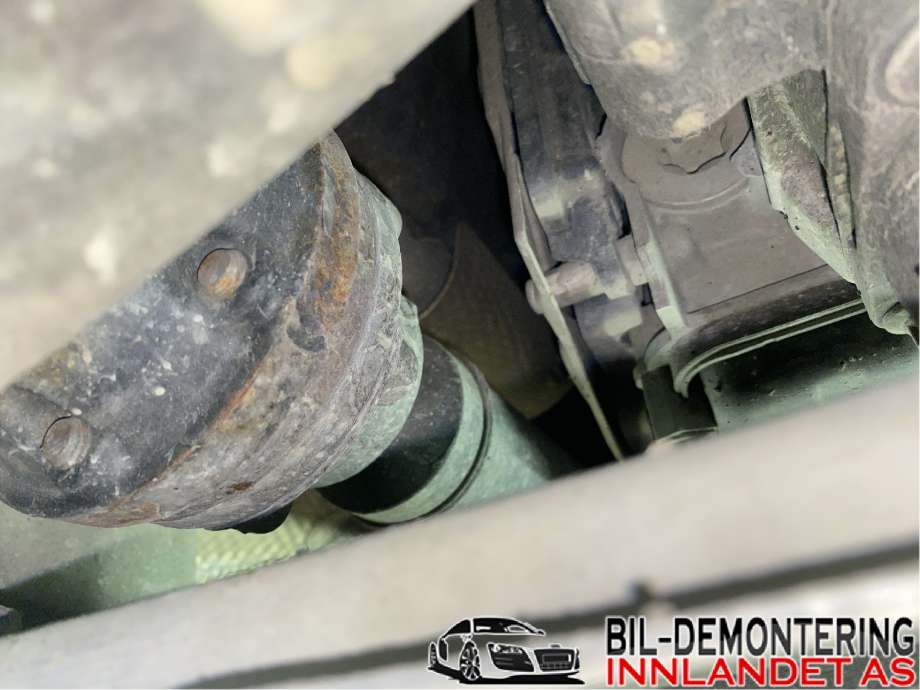 Mellomaksel fremre til Mercedes ML 2005-2011 (W164) (W164) (MERCEDES|A 164 410 05 01|A 164 410 07 01|)